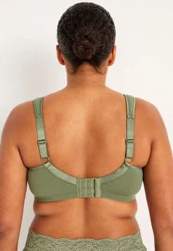 Bygellös mjuk-bh Anna Basplagg|Plus Size