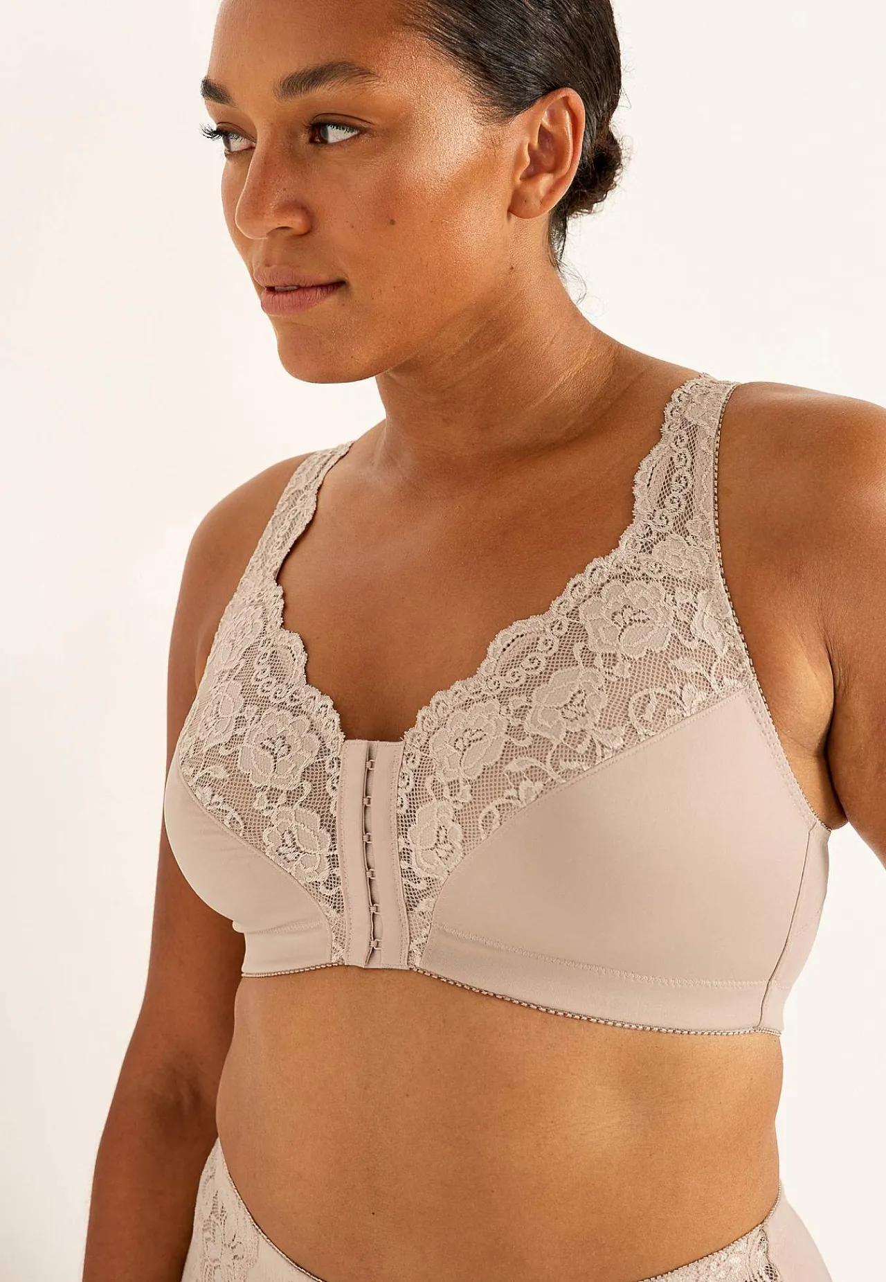 Sale Framknäppt mjuk-bh Basplagg|Plus Size