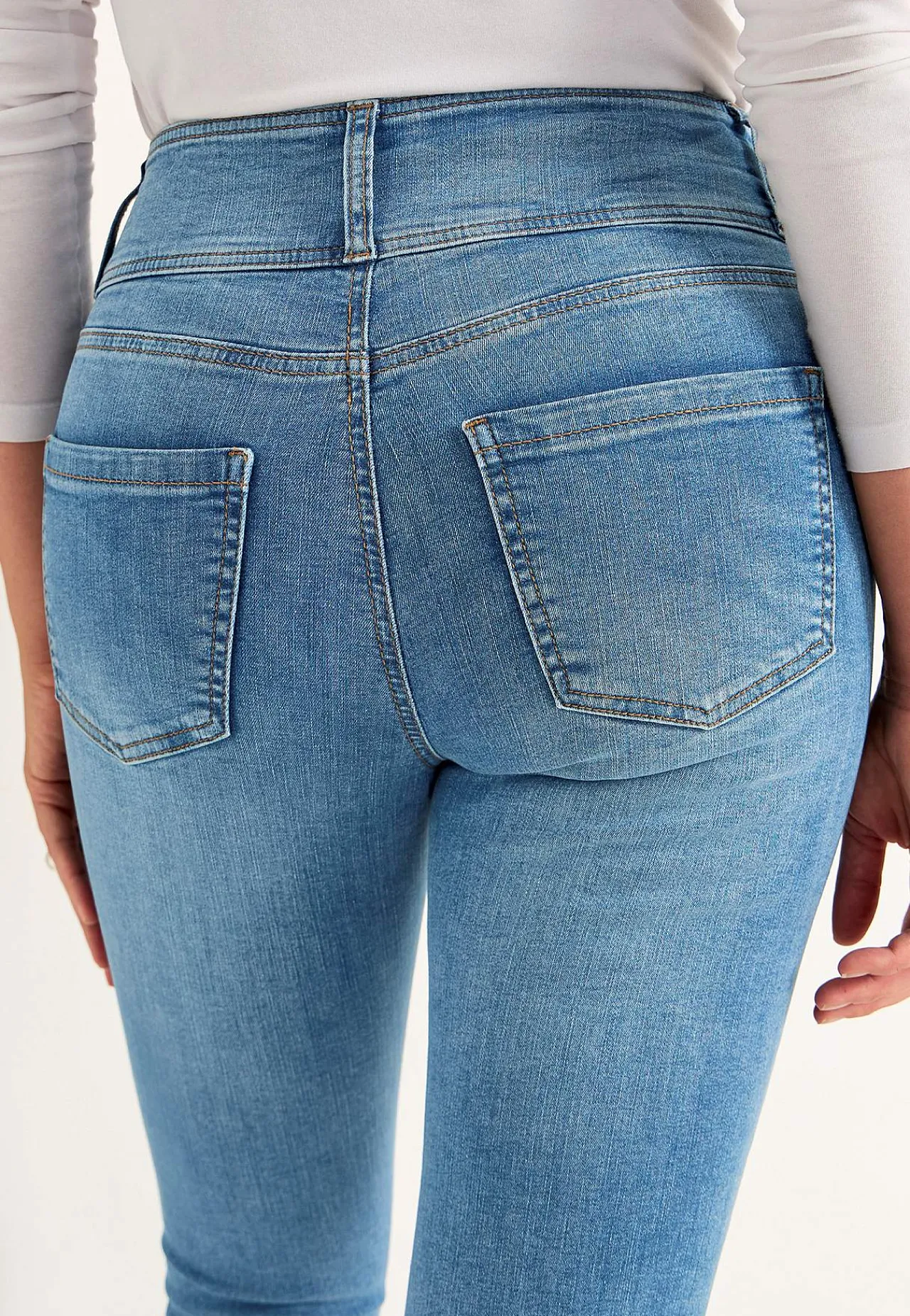 Hot Smala jeans med hög midja - tre längder Jennifer Byxor|Jeans