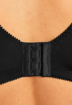 Sale Soft-bh med broderi Lily Basplagg|Plus Size