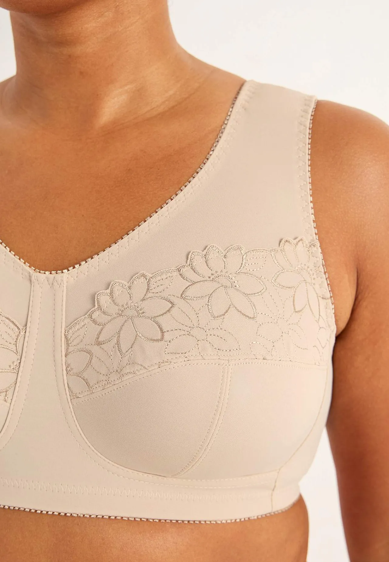 Soft-bh med broderi Lily 2-pack Basplagg|Plus Size