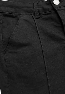 New Stretchiga caprijeans med sytt pressveck Byxor|Jeans