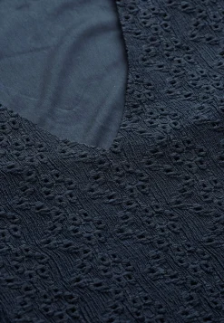 New Trikåklänning med hålbroderi Klänningar & Kjolar|Plus Size