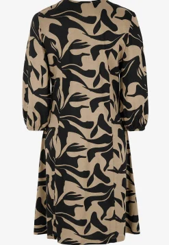 Online Trikåklänning med prinsesskärning Klänningar & Kjolar|Plus Size