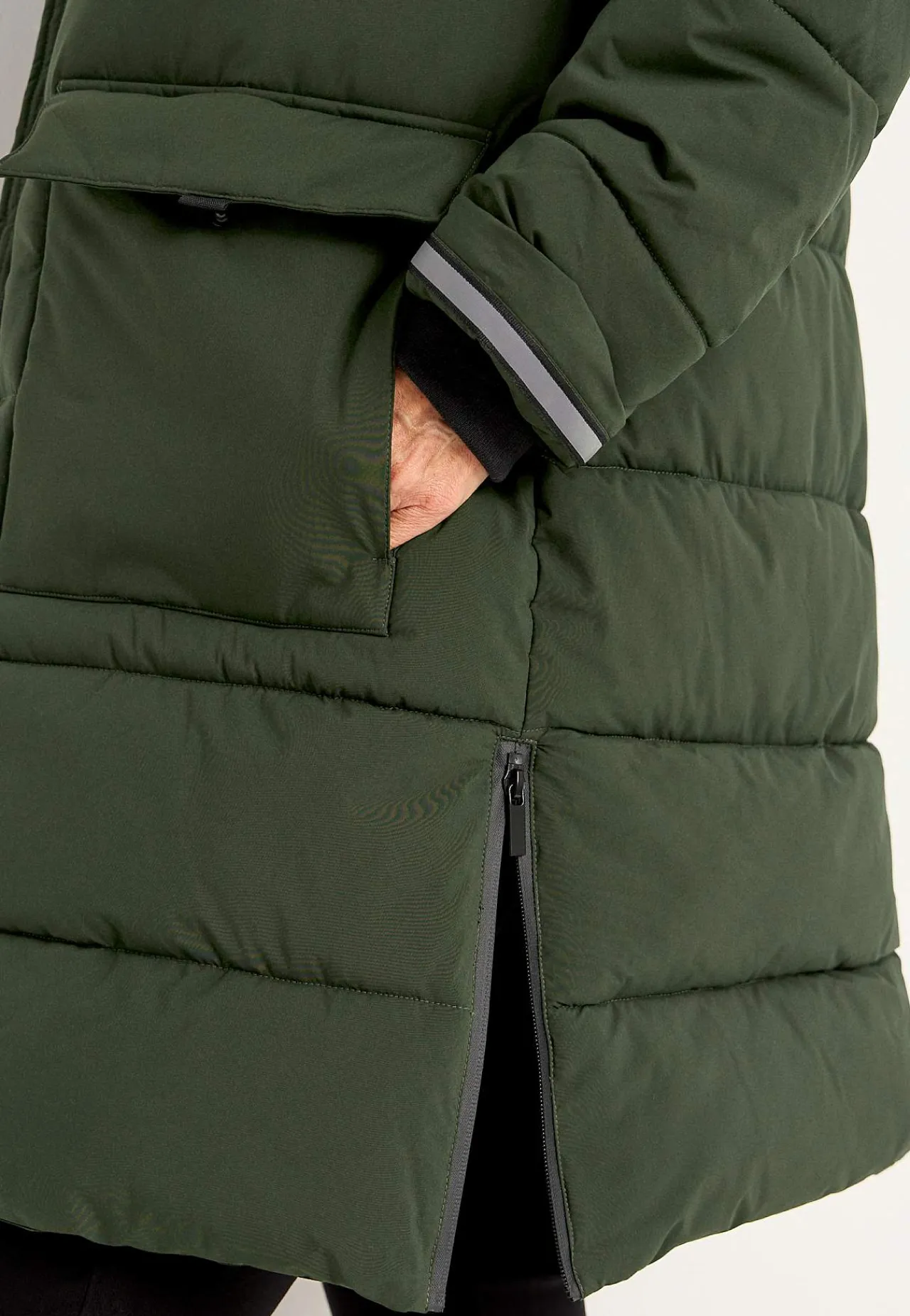 Varm jacka med sidodragkedjor nertill Jackor & Kappor|Plus Size